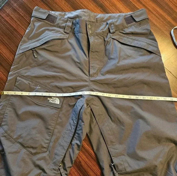 The North Face HyVent Dark Gray Mens Ski Snowboard Pants Sz L EUC - Picture 9 of 16